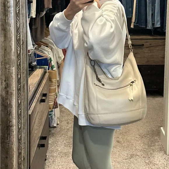 The Sak pebbled Leather Sequoia Hobo Bag with Brass Accents NWOT ($179) - Picture 4 of 8